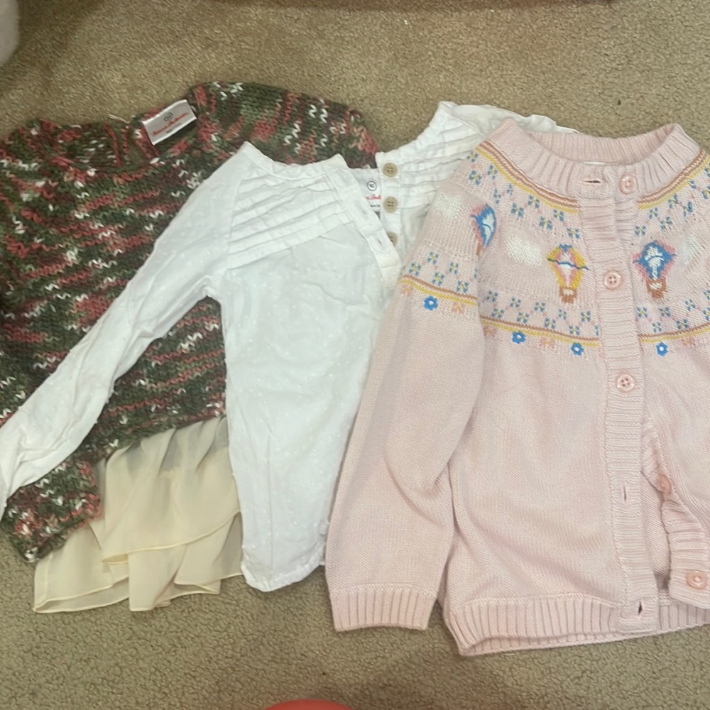 Hanna Anderson sweaters and top size 90